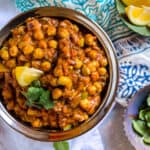 overhead image: bowl of chickpea curry
